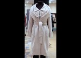 Manteau en pure laine à large col plié